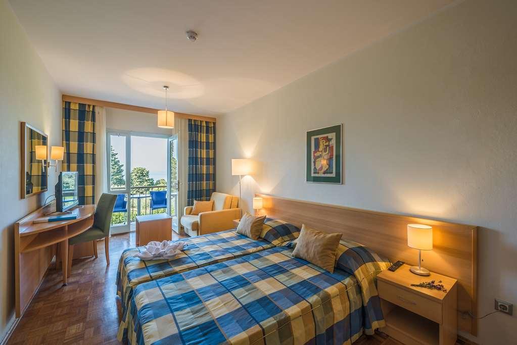 Aminess Vival Casa Velaris Hotel ซูเปตาร์ ห้อง รูปภาพ
