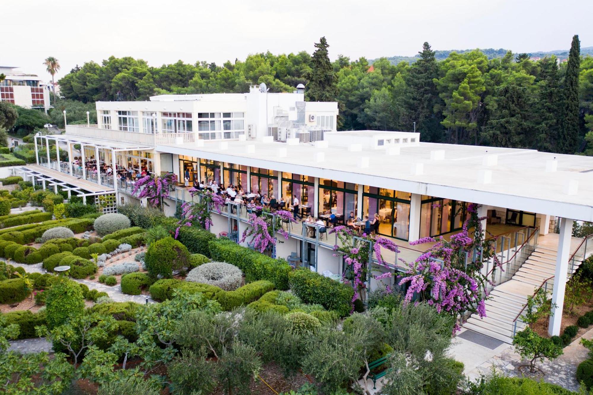 Aminess Vival Casa Velaris Hotel ซูเปตาร์ ภายนอก รูปภาพ